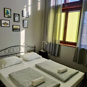 Viki Kazimierz Ostello Cracovia